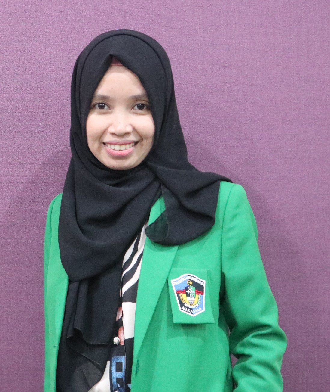 Dr. Nurgahayu, S.K.M., M.M.